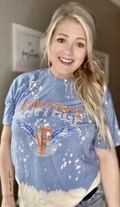 FUN AND OVERSIZED VINTAGE TEE